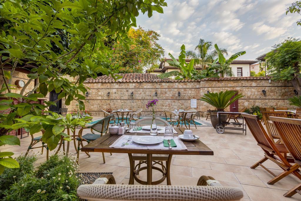 Delight Deluxe Kaucuk Hotel (Adults Only) Antalya Luaran gambar